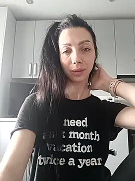 Princessa99885 online show from April 16, 2026, 6:58 am