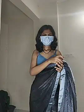 Shivani2002 online show from July 23, 2026, 5:20 pm