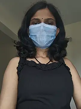 Shivani2002 online show from July 17, 2026, 8:44 am