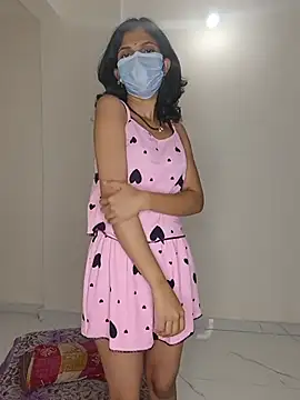 Shivani2002 online show from July 11, 2026, 5:24 pm