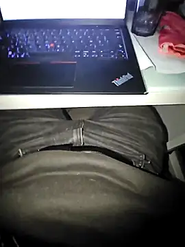 Snapshot of Syto772 chatting on October 2, 2025, 1:03 pm Syto772 online show from October 2, 2025, 1:03 pm