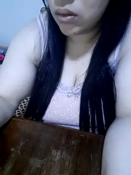 Madam-bezoul- online show from October 25, 2025, 10:21 pm