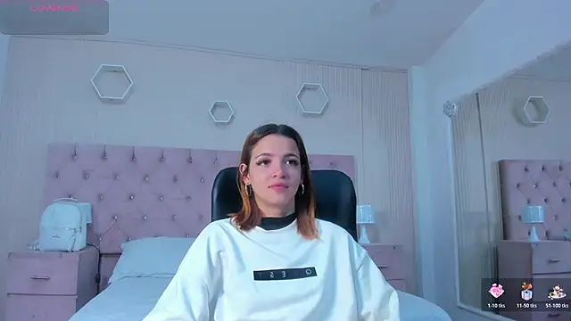 MadisonSky  online show from November 24, 2025, 12:49 pm