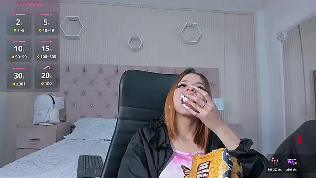 MadisonSky  online show from November 8, 2025, 1:25 pm