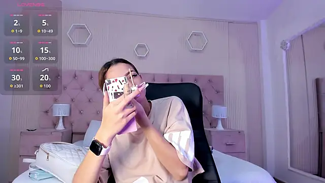 MadisonSky  online show from October 23, 2025, 1:10 pm