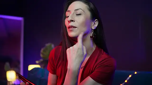 RubyRosa online show from June 24, 2026, 9:34 pm