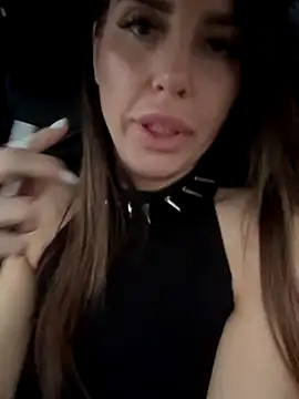 Snapshot of Oksiandfray chatting on October 24, 2025, 2:16 pm Oksiandfray online show from October 24, 2025, 2:16 pm