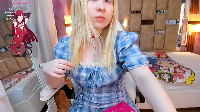 Melody Lolii online show from January 7, 2026, 6:02 pm