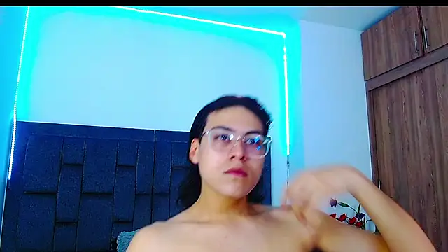 Snapshot of dirty_model chatting on September 26, 2025, 11:44 pm dirty model online show from September 26, 2025, 11:44 pm