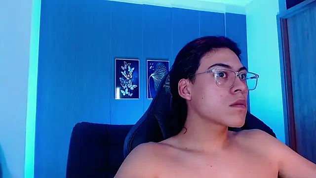 Snapshot of dirty_model chatting on September 28, 2025, 10:44 am dirty model online show from September 28, 2025, 10:44 am