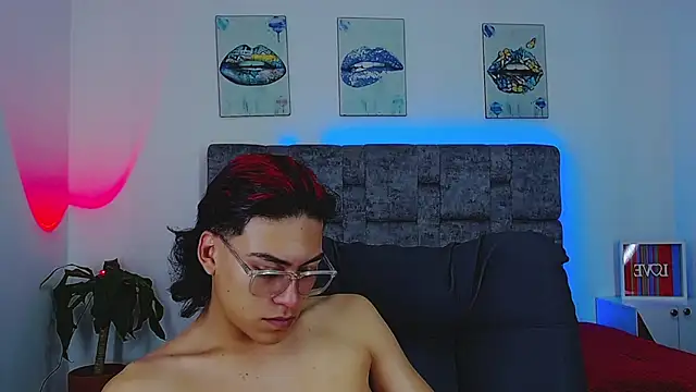 Snapshot of dirty_model chatting on October 11, 2025, 5:30 am dirty model online show from October 11, 2025, 5:30 am