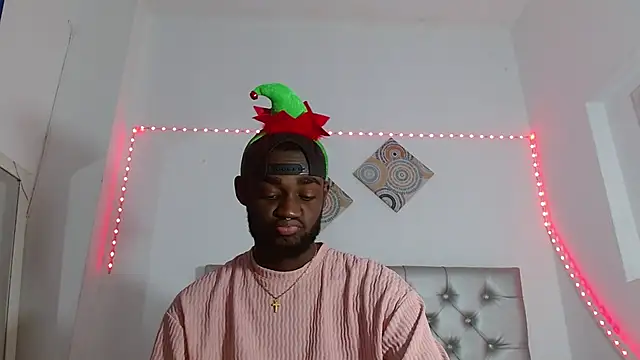 Snapshot of eebony_stallion chatting on December 15, 2025, 6:47 pm eebony stallion online show from December 15, 2025, 6:47 pm