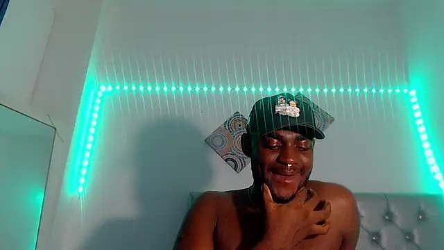 Snapshot of eebony_stallion chatting on January 14, 2026, 11:19 pm eebony stallion online show from January 14, 2026, 11:19 pm