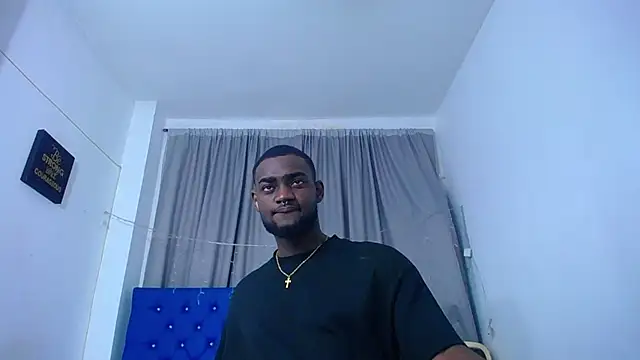 Snapshot of eebony_stallion chatting on November 7, 2025, 3:22 am eebony stallion online show from November 7, 2025, 3:22 am