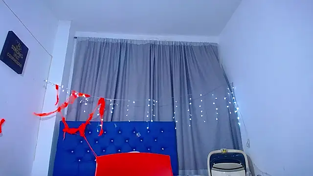 Snapshot of eebony_stallion chatting on November 1, 2025, 7:46 am eebony stallion online show from November 1, 2025, 7:46 am