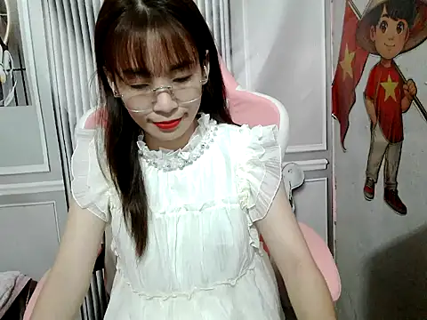 Suzy888 online show from September 16, 2025, 3:24 pm