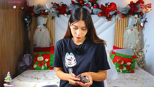 lila min online show from November 11, 2025, 1:50 pm