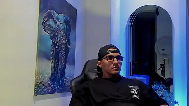 Snapshot of Dash_Bukoski chatting on February 12, 2026, 11:32 am Dash Bukoski online show from February 12, 2026, 11:32 am