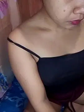 Snapshot of hotmomma8 chatting on April 29, 2026, 8:59 pm hotmomma8 online show from April 29, 2026, 8:59 pm