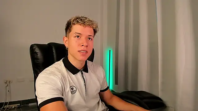 nathan blake online show from November 20, 2025, 8:42 pm