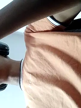 kjohn20 online show from March 17, 2026, 5:43 am