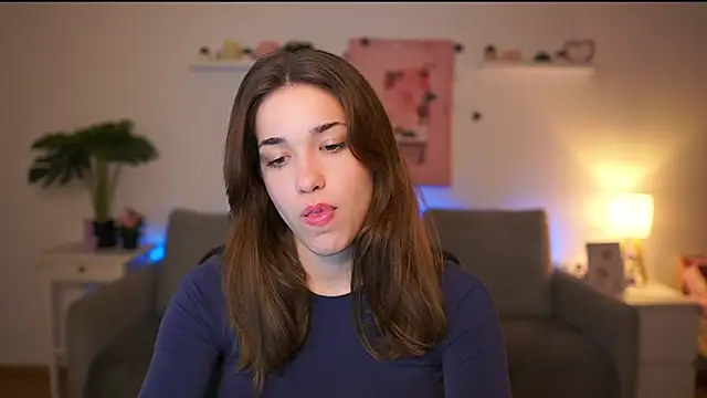 kissie cat online show from January 14, 2026, 7:17 pm