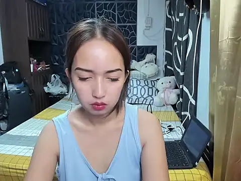 Soft Angel8 online show from November 7, 2025, 2:32 pm