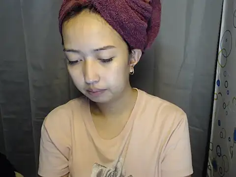 Soft Angel8 online show from April 3, 2026, 5:25 am