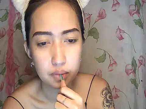 Snapshot of Soft_Angel8 chatting on July 13, 2026, 4:34 am Soft Angel8 online show from July 13, 2026, 4:34 am