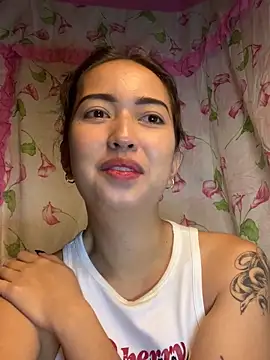 Snapshot of Soft_Angel8 chatting on June 8, 2026, 4:46 am Soft Angel8 online show from June 8, 2026, 4:46 am