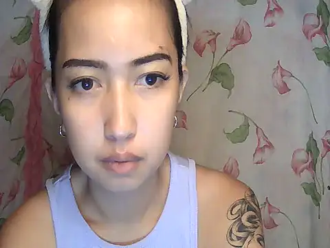Snapshot of Soft_Angel8 chatting on July 9, 2026, 10:37 am Soft Angel8 online show from July 9, 2026, 10:37 am