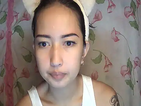 Snapshot of Soft_Angel8 chatting on July 19, 2026, 4:43 am Soft Angel8 online show from July 19, 2026, 4:43 am