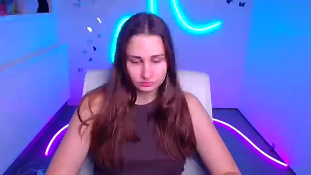 Stefanie Sweet online show from December 3, 2025, 6:36 am