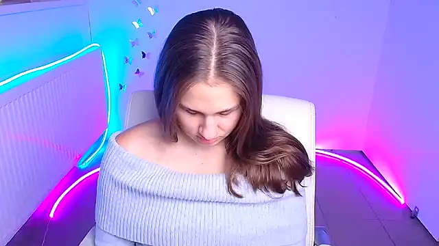 Stefanie Sweet online show from October 18, 2025, 5:09 am