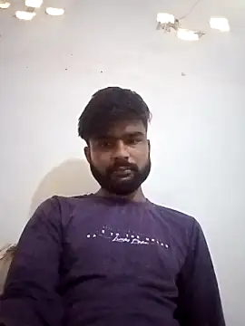 HOT-SHADEV80 online show from September 23, 2025, 5:03 am