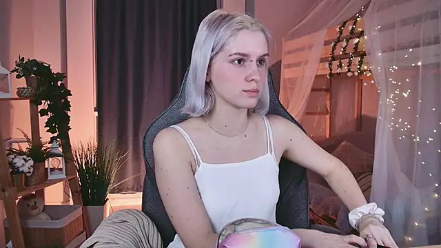 Snapshot of BethanyCloud chatting on March 27, 2026, 3:15 am BethanyCloud online show from March 27, 2026, 3:15 am