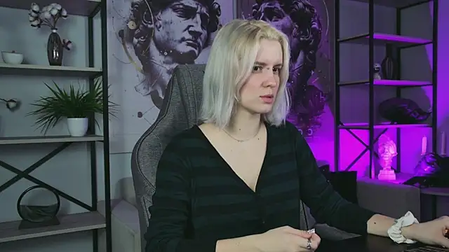 Snapshot of BethanyCloud chatting on April 2, 2026, 5:14 am BethanyCloud online show from April 2, 2026, 5:14 am