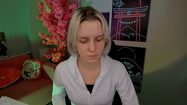 BethanyCloud online show from November 18, 2025, 5:44 am