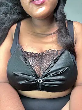 Snapshot of Cute_mikii chatting on September 12, 2025, 9:42 am Cute mikii online show from September 12, 2025, 9:42 am
