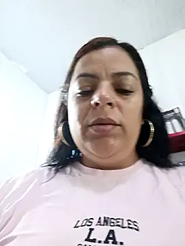 Mia-Glow online show from October 10, 2025, 12:39 pm