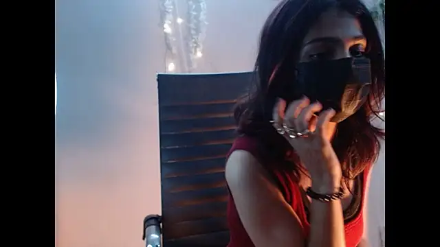 Snapshot of _kamyaa09 chatting on January 6, 2026, 2:10 pm kamyaa09 online show from January 6, 2026, 2:10 pm