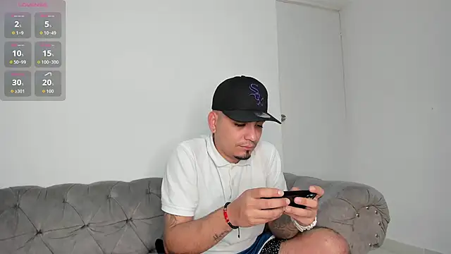 Snapshot of OwenStonne_ chatting on September 23, 2025, 3:57 am OwenStonne online show from September 23, 2025, 3:57 am