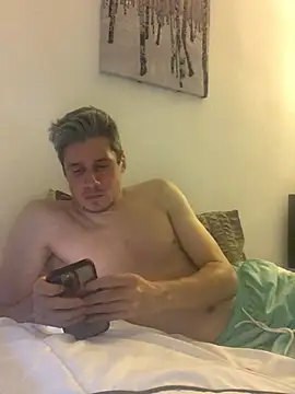 shyandchilling online show from June 1, 2026, 7:46 pm