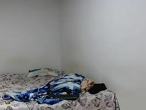 kate bliss online show from September 23, 2025, 7:43 pm