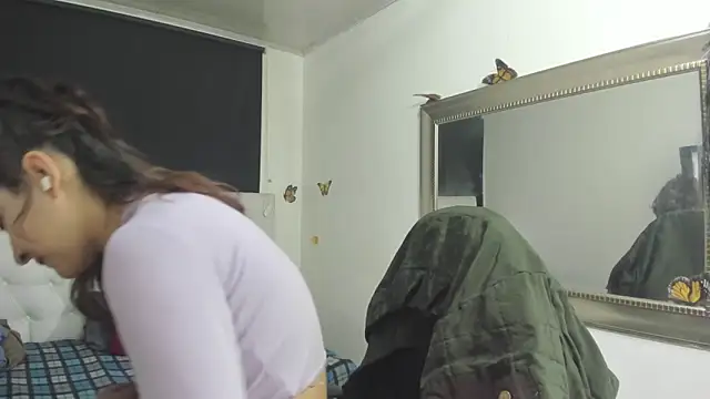 evelynesex online show from October 10, 2025, 2:23 am