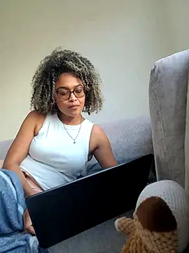 BiiancaEstradaa online show from February 9, 2026, 10:08 pm