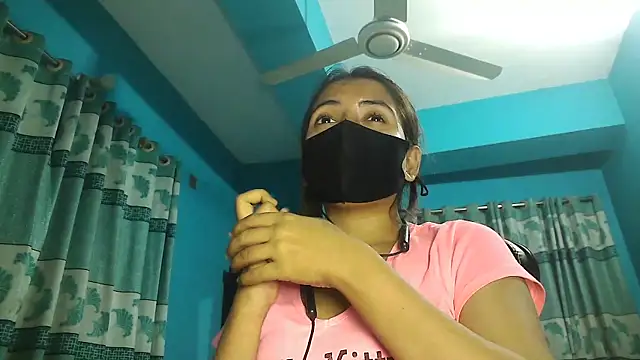 Snapshot of meghbalikargolponoy09 chatting on December 14, 2025, 1:17 pm meghbalikargolponoy09 online show from December 14, 2025, 1:17 pm