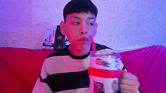 zeus blaze online show from November 12, 2025, 7:40 pm