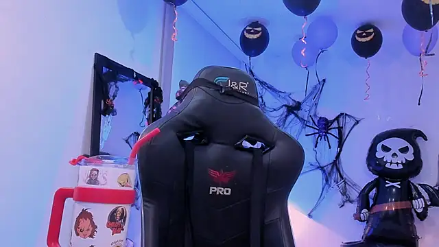 zeus blaze online show from October 22, 2025, 4:39 pm