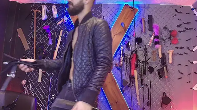 Warick and Aria bdsm  online show from November 12, 2025, 8:23 pm